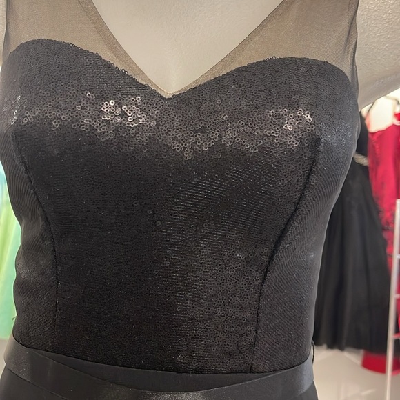 Ashley & Justin Bridesmaids Black Gown - Picture 7 of 8